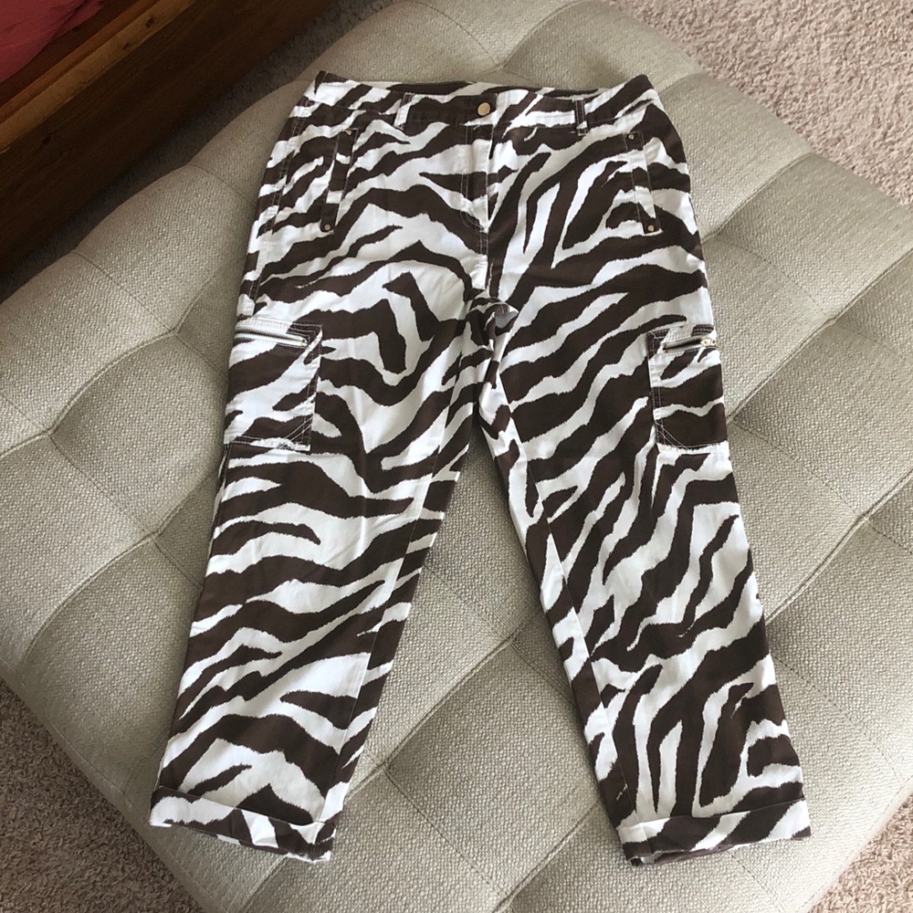 Chico's Brown and White Patterned Pants